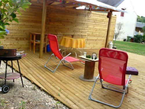 La Cle Des Roulottes Hotel Pluvigner Buitenkant foto